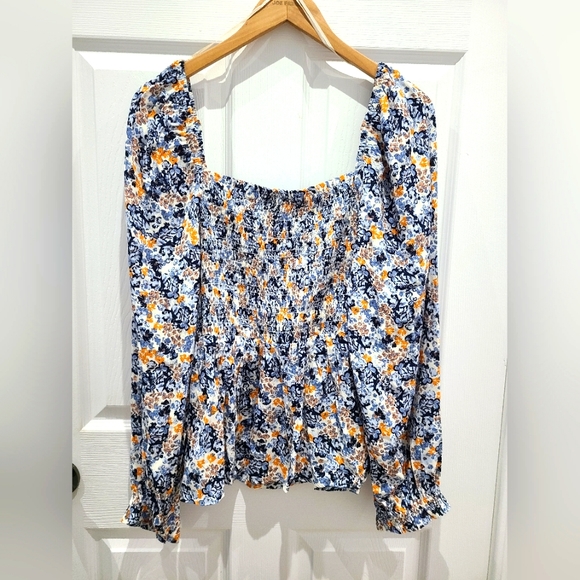 Smocked blouse from George. Never been worn! SIZE XL - Picture 5 of 7